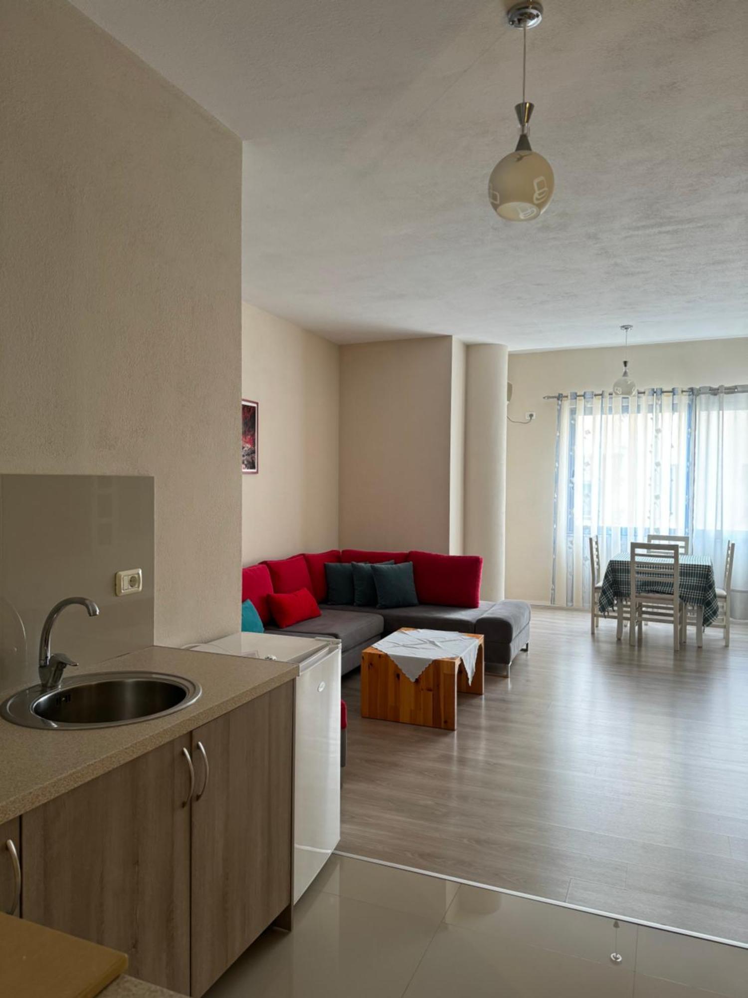 Violet'S Boutique Apartments Sarandë Exteriör bild
