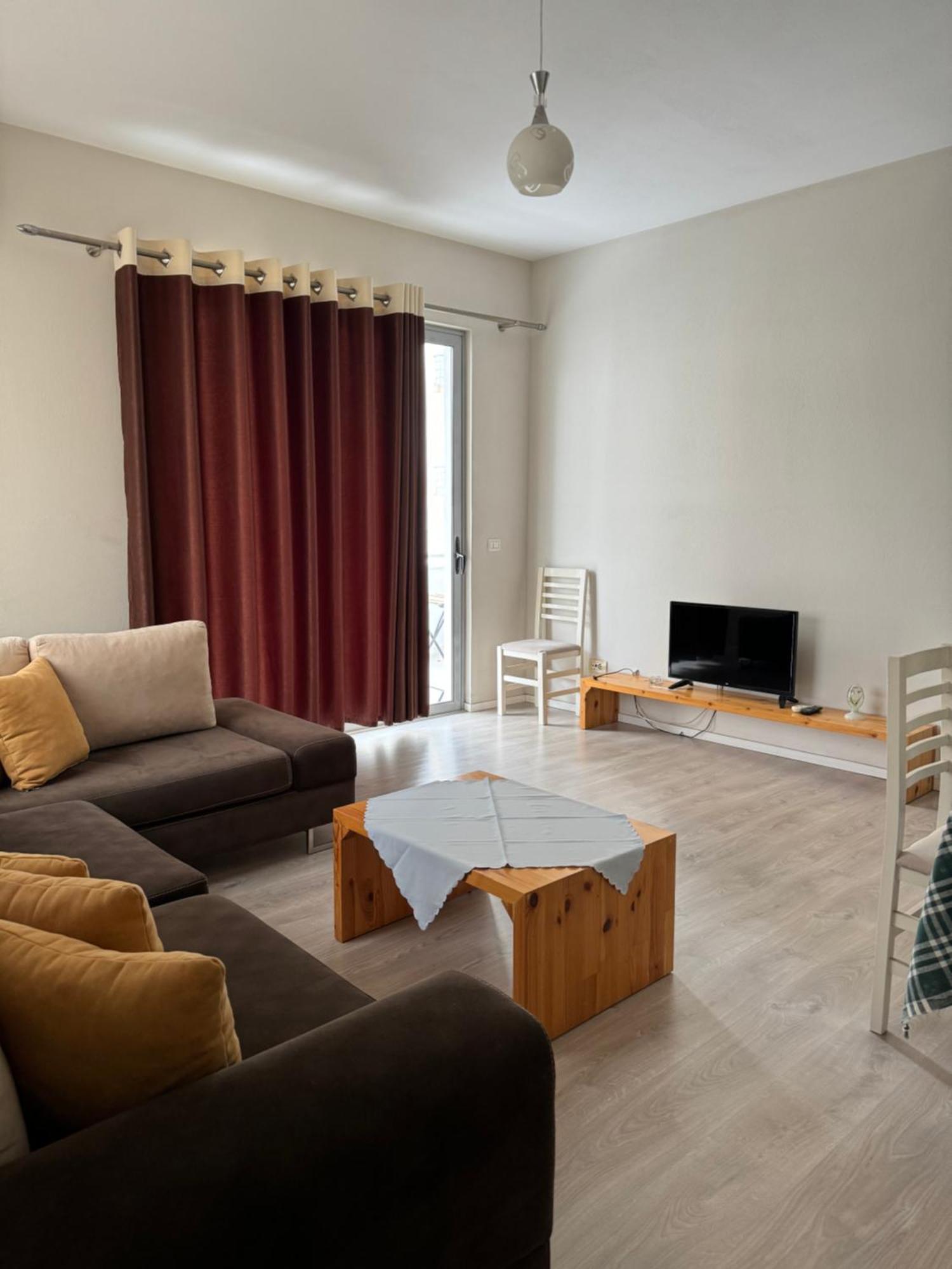 Violet'S Boutique Apartments Sarandë Exteriör bild