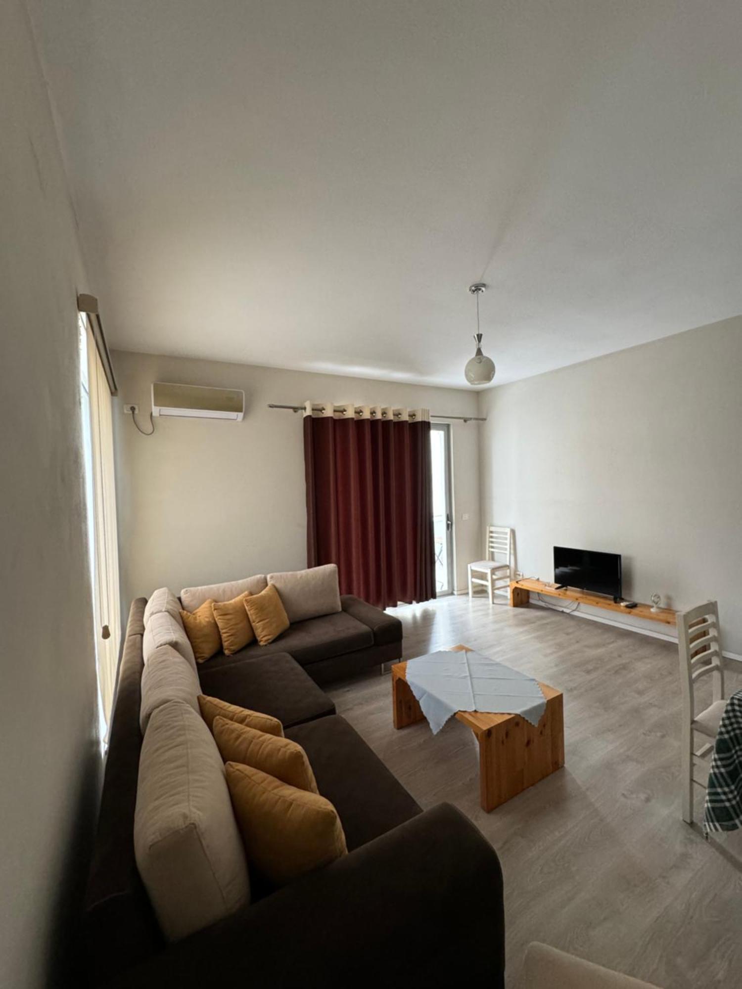 Violet'S Boutique Apartments Sarandë Exteriör bild